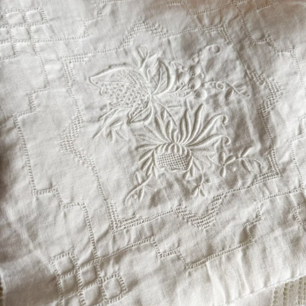 Vintage White Cotton Crochet Lace Embroidered Squares Table Covering Cloth